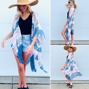 BLUE & PINK WATERCOLOR/TIE DYE KIMONO!! BOUTIQUE ITEMS BNWT!! (BOUTIQUE ITEM)!!